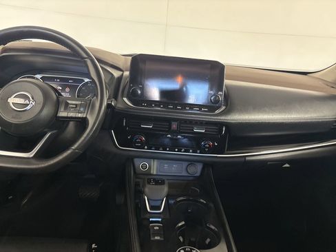 Used 2023 Nissan Rogue SL w/ SL Premium Package image 22