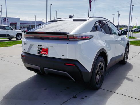 New 2026 Toyota C-HR w/ Cold Weather Package image 8