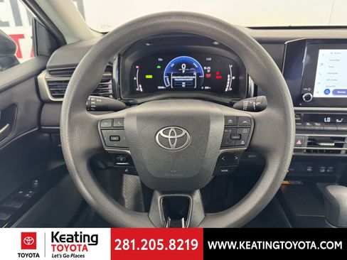 Certified 2025 Toyota Camry LE image 30