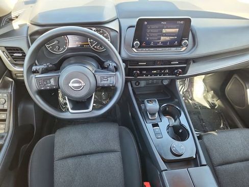 Certified 2024 Nissan Rogue SV image 9