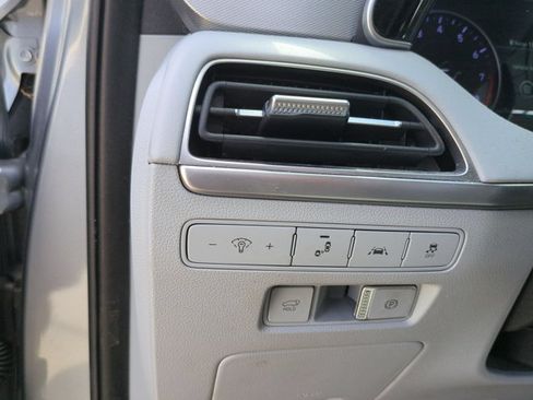 Used 2020 Hyundai Palisade SEL w/ Premium Package FWD image 11