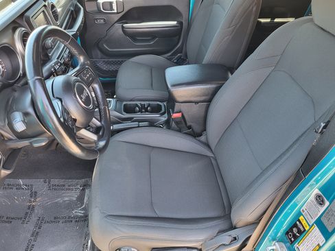 Used 2020 Jeep Wrangler Unlimited Sport S AWD/4WD image 27