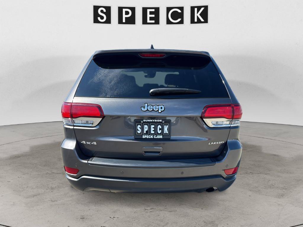 Used 2021 Jeep Grand Cherokee Laredo AWD/4WD image 4