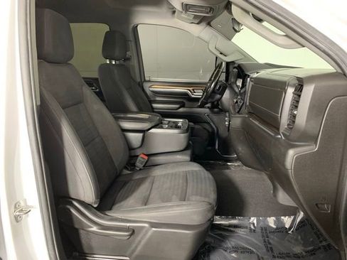 Used 2024 Chevrolet Silverado 2500 LT AWD/4WD image 25