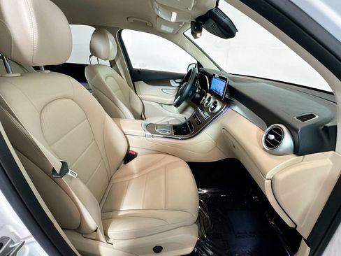 Certified 2022 Mercedes-Benz GLC 300 4MATIC image 26