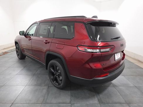 New 2025 Jeep Grand Cherokee L Limited w/ Luxury Tech Group II image 3