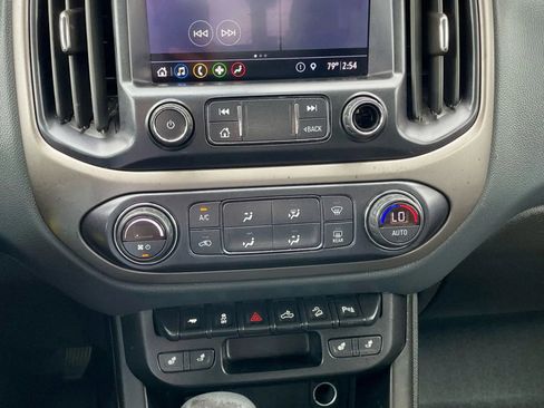 Used 2022 Chevrolet Colorado Z71 image 16