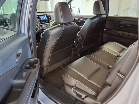 Certified 2023 Honda Passport EX-L image 19
