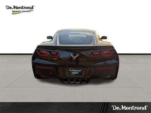 Used 2014 Chevrolet Corvette Stingray Coupe image 6