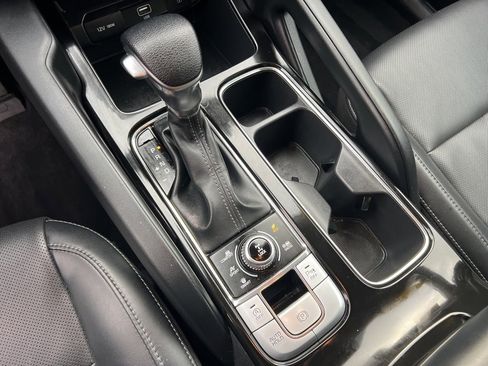 Certified 2022 Kia Telluride LX image 17