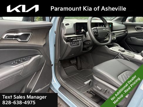 New 2026 Kia Sportage X-Line AWD/4WD image 17