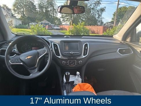 Used 2018 Chevrolet Equinox LT FWD image 24