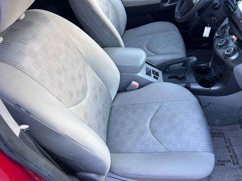 Used 2011 Toyota RAV4 4WD w/ Base L4 Extra Value Pkg image 16