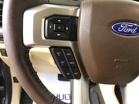 Used 2020 Ford F150 Lariat w/ Equipment Group 502A Luxury image 38