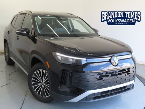 New 2025 Volkswagen Tiguan S image 1
