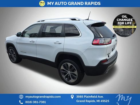 Used 2021 Jeep Cherokee Limited w/ Elite Package AWD/4WD image 5