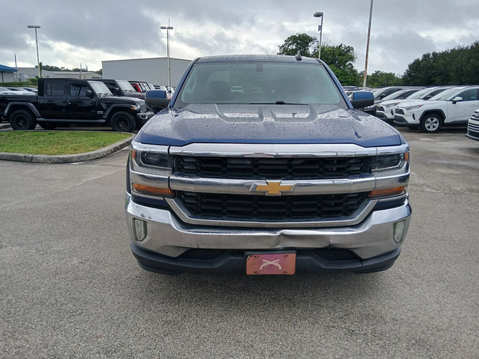 Used 2016 Chevrolet Silverado 1500 LT w/ Texas Edition RWD image 3