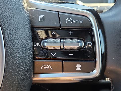 Used 2023 Kia Sorento SX AWD/4WD image 22