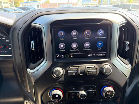 Used 2022 Chevrolet Silverado 2500 LT w/ Convenience Package image 33