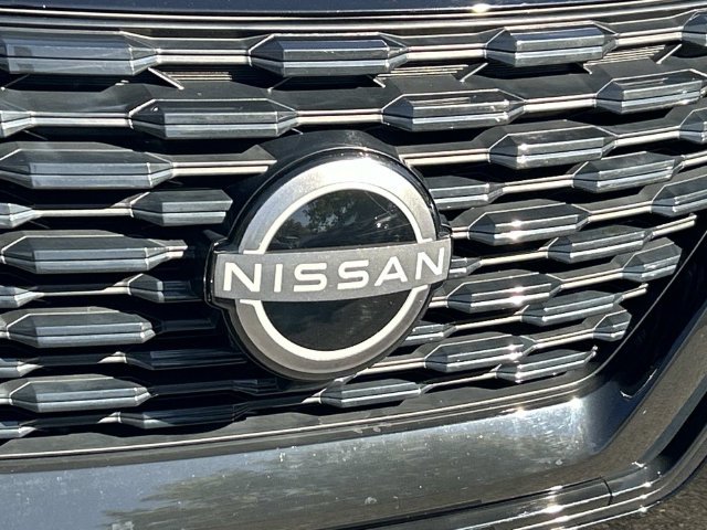 Used 2023 Nissan Rogue SV w/ SV Premium B Package AWD/4WD image 11