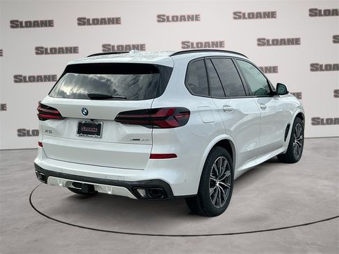 New 2026 BMW X5 xDrive40i w/ M Sport Package image 5