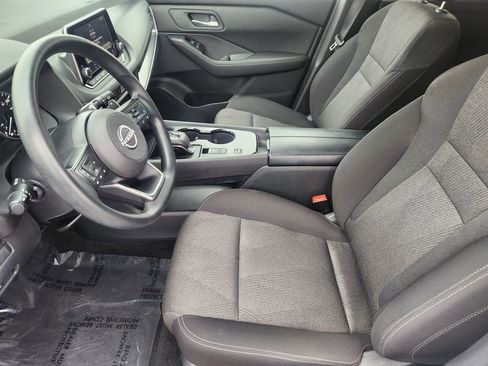 Used 2024 Nissan Rogue SV image 13