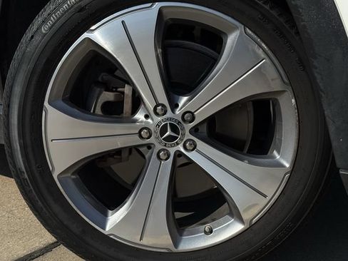 Used 2021 Mercedes-Benz GLS 450 4MATIC image 9