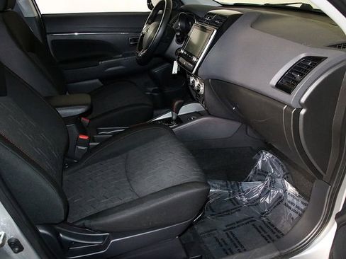 Used 2023 Mitsubishi Outlander Sport LE AWD/4WD image 31