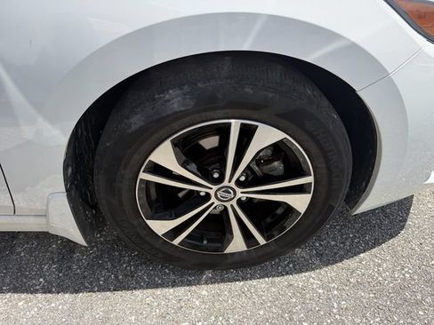 Used 2023 Nissan Sentra SV FWD image 12