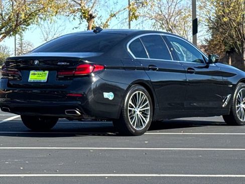 Used 2023 BMW 530e xDrive image 11