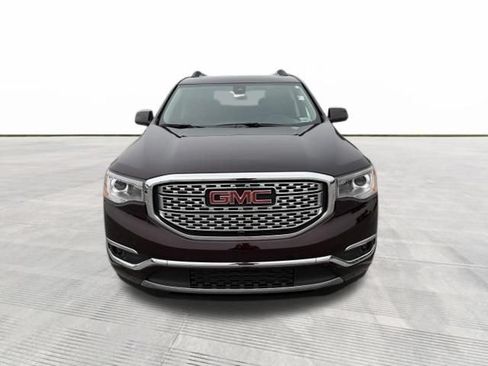 Used 2018 GMC Acadia Denali w/ Technology Package AWD/4WD image 11