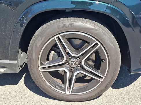 Certified 2025 Mercedes-Benz GLS 450 4MATIC image 8