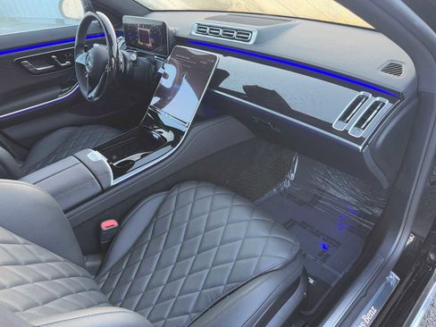 Used 2024 Mercedes-Benz S 580 4MATIC Sedan image 11