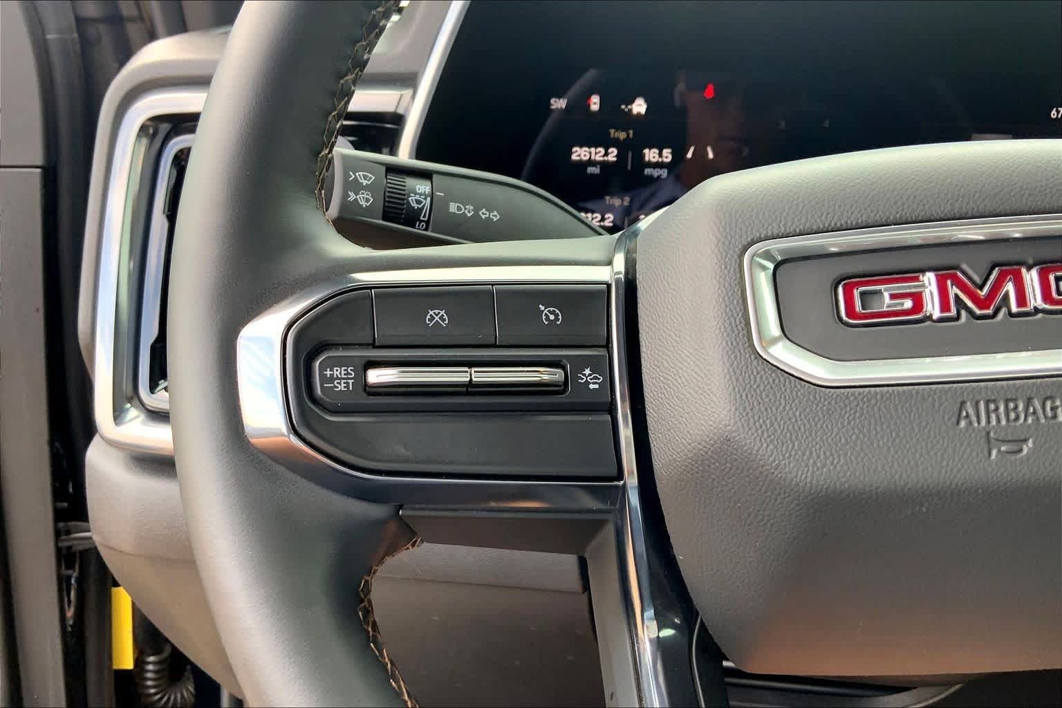 Used 2024 GMC Canyon AT4 w/ AT4 Premium Package AWD/4WD image 24
