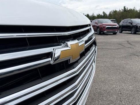 Used 2018 Chevrolet Traverse High Country AWD/4WD image 8