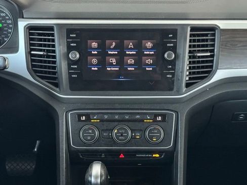 Used 2021 Volkswagen Atlas SE image 31