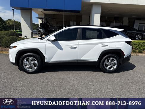 Certified 2023 Hyundai Tucson SEL AWD/4WD image 2