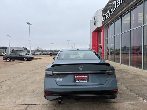 New 2026 Nissan Sentra SR image 3