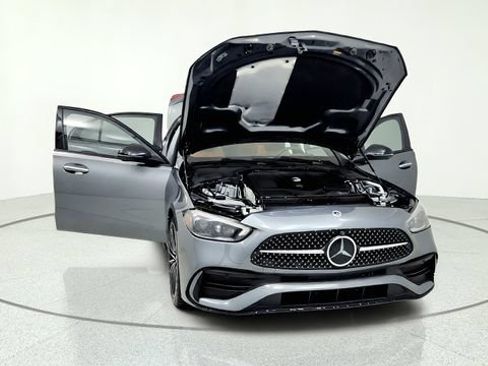 Used 2024 Mercedes-Benz C 300 Sedan image 12