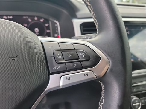 Used 2023 Volkswagen Atlas SE FWD image 28