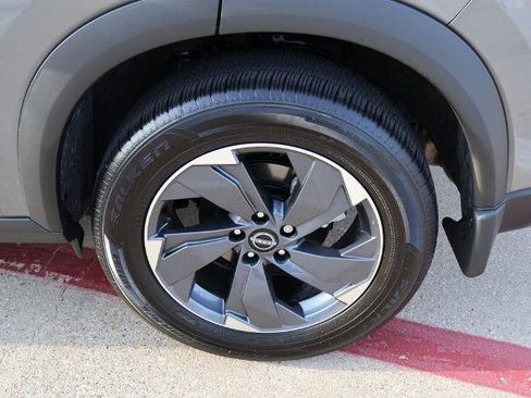 Certified 2026 Nissan Rogue SV w/ SV Premium Package FWD image 9