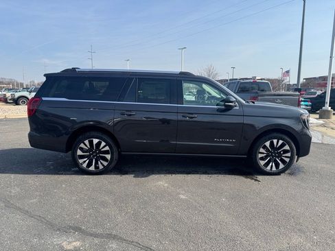 New 2026 Ford Expedition Max Platinum w/ Driver's Package AWD/4WD image 2