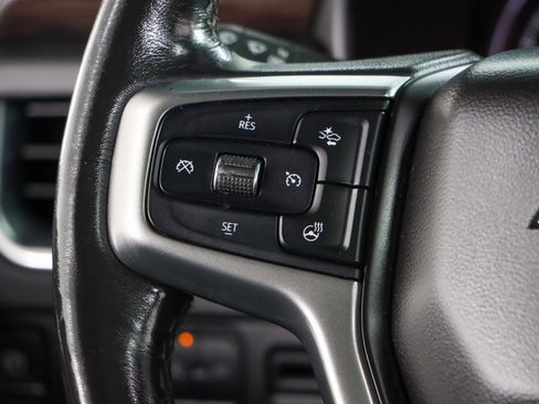 Used 2021 Chevrolet Tahoe Z71 w/ Z71 Signature Package image 14