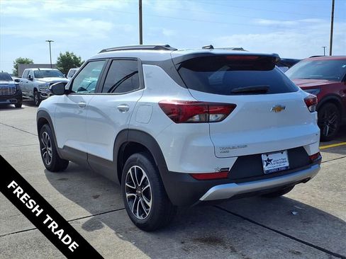 Used 2025 Chevrolet TrailBlazer LT image 4
