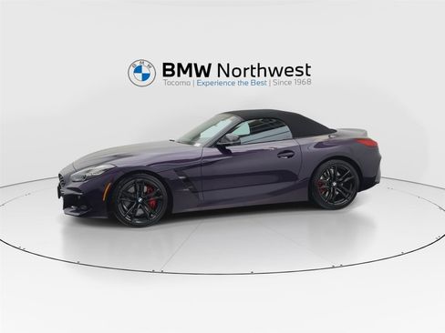 Used 2024 BMW Z4 M40i w/ Premium Package RWD image 10