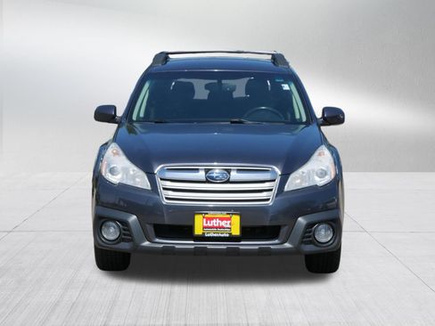 Used 2013 Subaru Outback 2.5i Premium AWD/4WD image 2