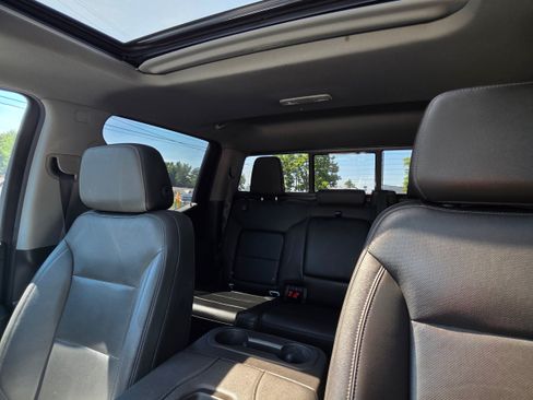 Used 2021 Chevrolet Silverado 1500 LTZ w/ LTZ Premium Texas Edition AWD/4WD image 20