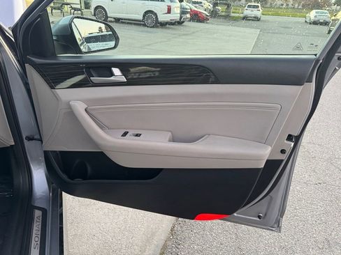 Used 2016 Hyundai Sonata Limited image 27