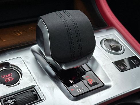 New 2025 Jaguar F-PACE R-Dynamic S image 17