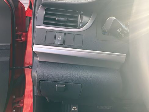 Used 2012 Toyota Camry SE image 19